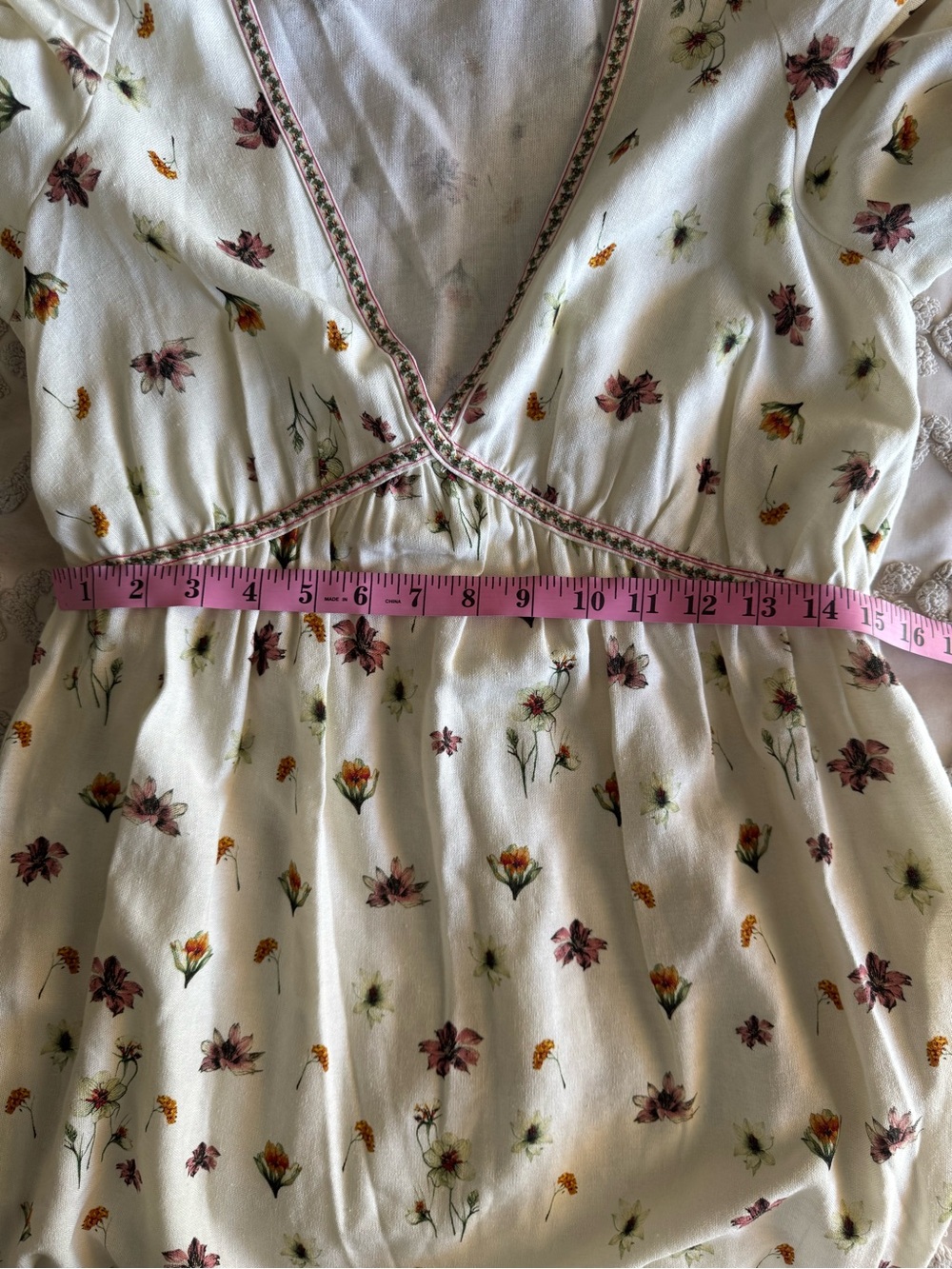 MAX STUDIO Whimsy Floral Maxi Dress with V-Neck and Puff Sleeves-Medium - Picture 9 of 11